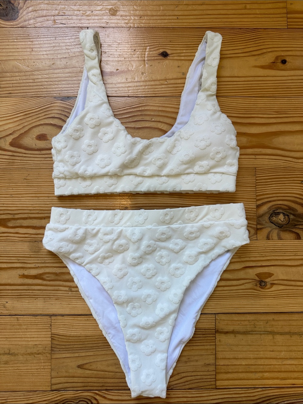 boutique daisy high rise bikini